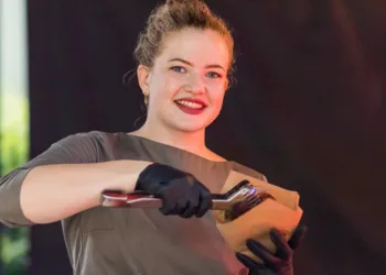 Medewerker events horeca event boshuys