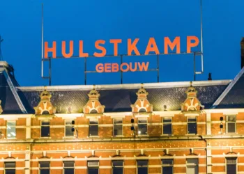 Hulstkampgebouw lr 43 min 1