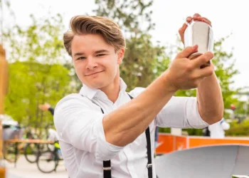 Cocktail horecamedewerker banner min