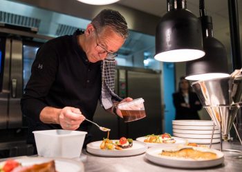 Cdd66996 caff 4741 acf9 21cb52aea93a