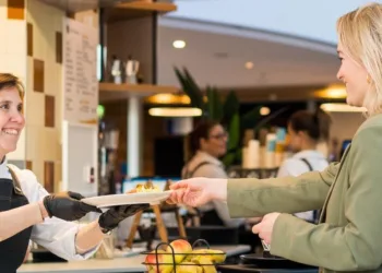 20230227 Hutten ASML 015 2114 1 1 min